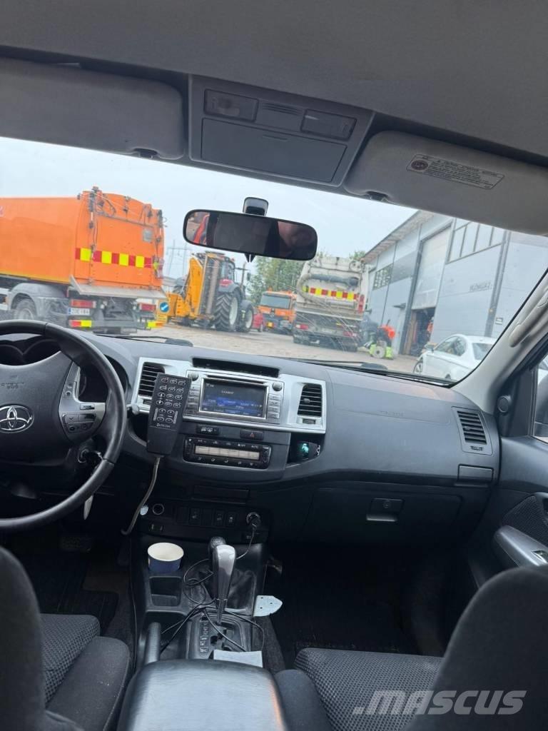 Toyota Hilux Δημοτικά οχήματα/Οχήματα γενικής χρήσης