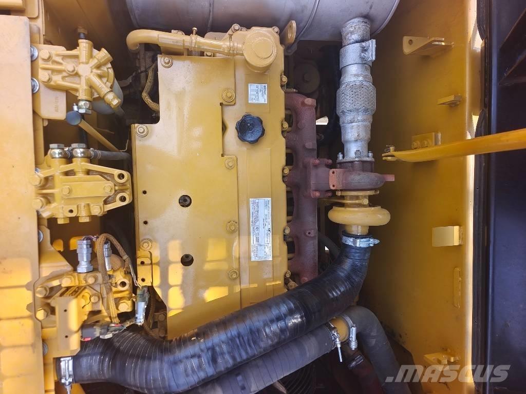 CAT 320D2L Εκσκαφείς με ερπύστριες