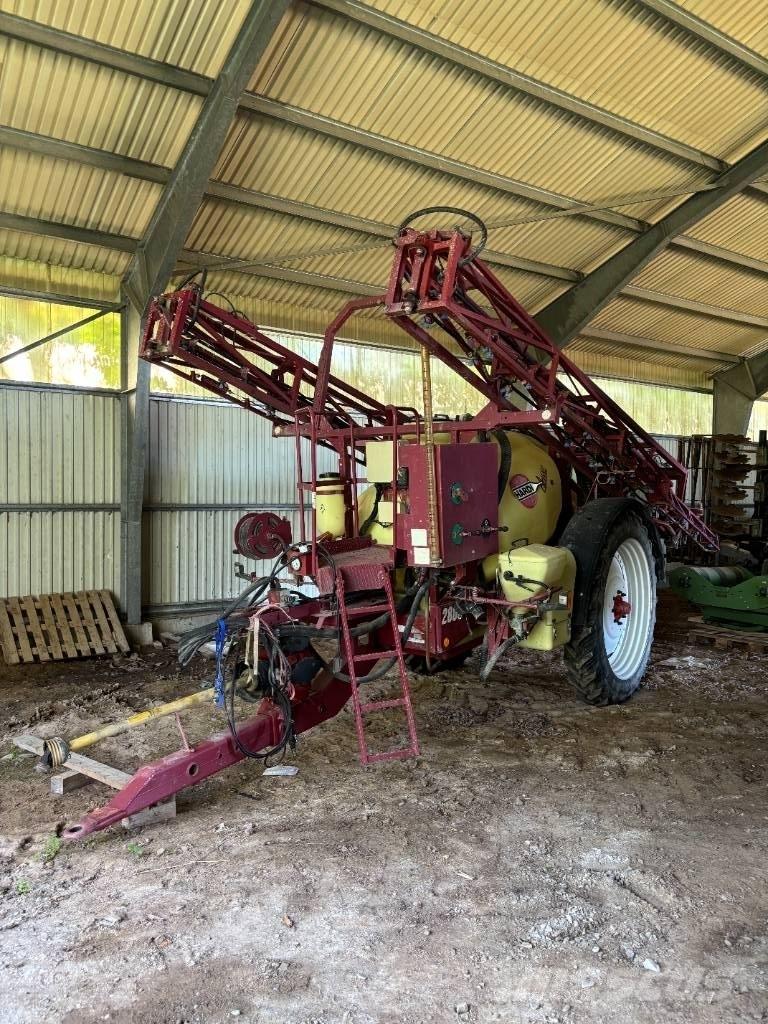 Hardi 2800 Ρυμουλκούμενα ψεκαστικά