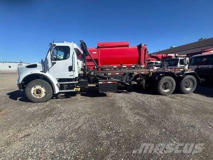 Freightliner M2 Φορτηγά με γερανό & γάτζο