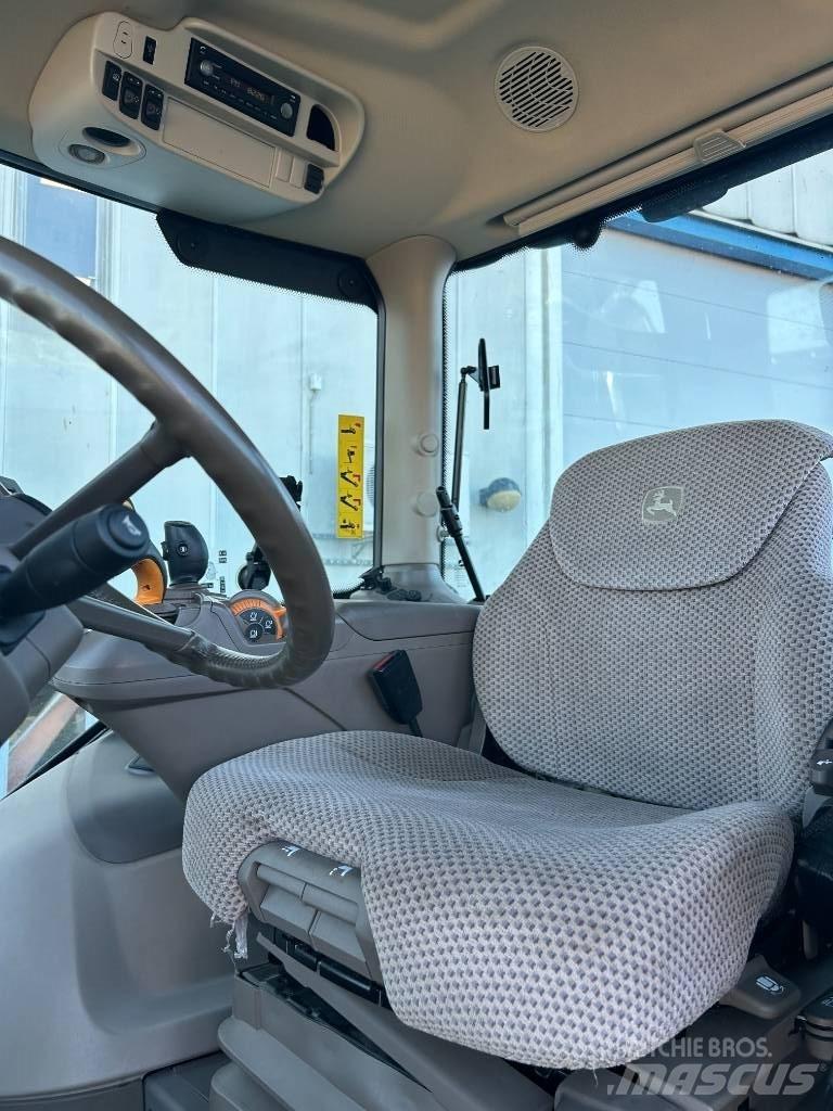 John Deere 6215 R Τρακτέρ