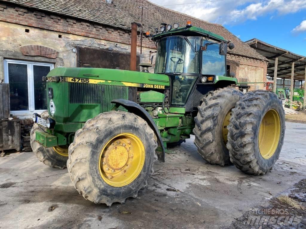 John Deere 4755 Τρακτέρ