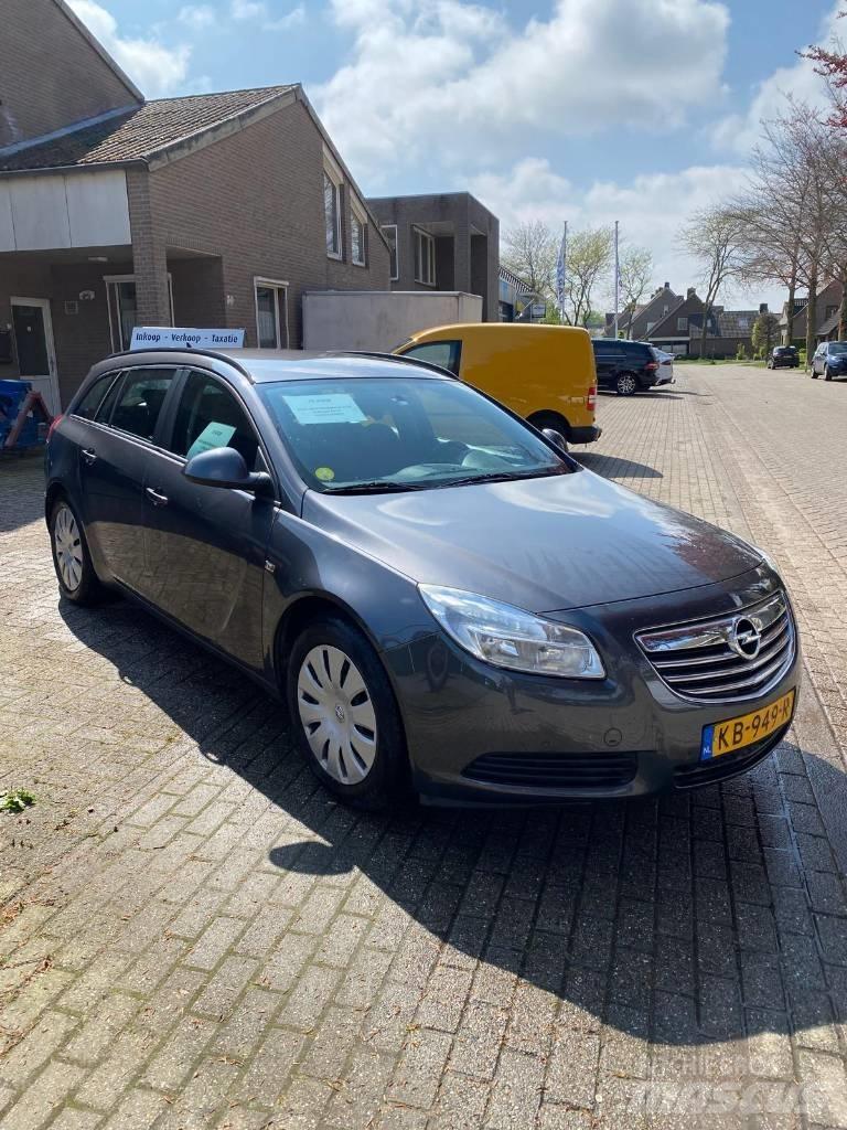 Opel Insignia Αυτοκίνητα