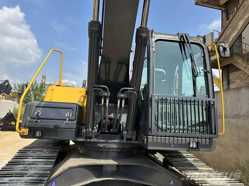 Volvo EC240D Εκσκαφείς με ερπύστριες