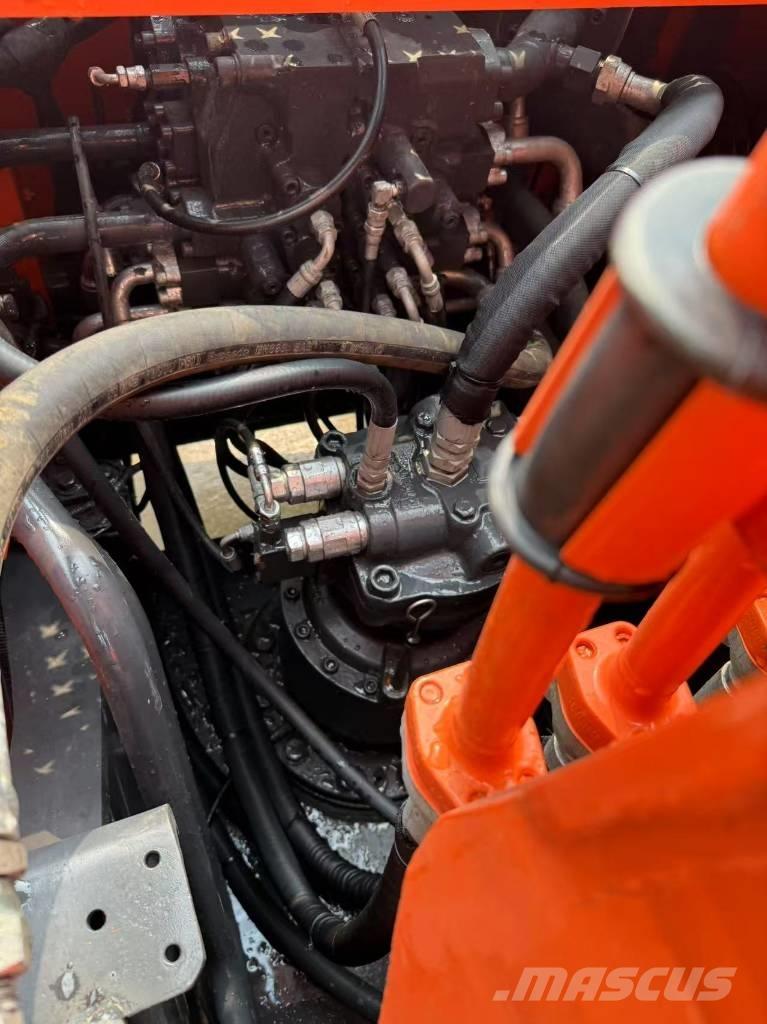 Doosan DX 225 LCA Εκσκαφείς με ερπύστριες
