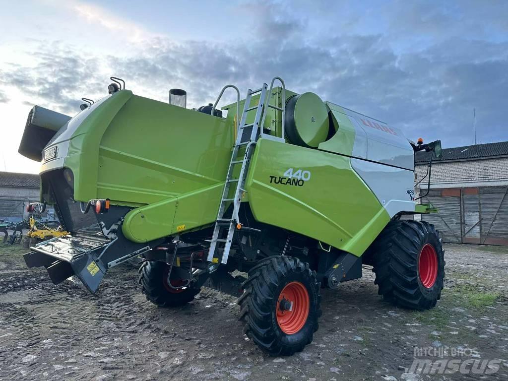 CLAAS Tucano 440 Θεριζοαλωνιστικές μηχανές