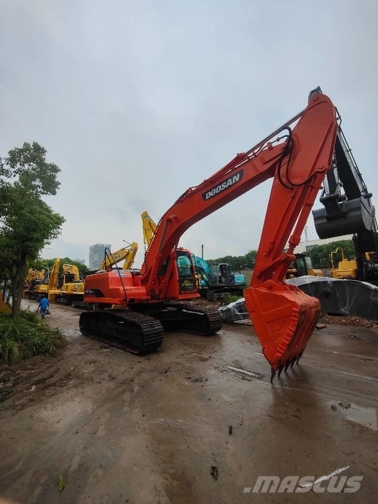 Doosan 220 LC-7 Εκσκαφείς με ερπύστριες