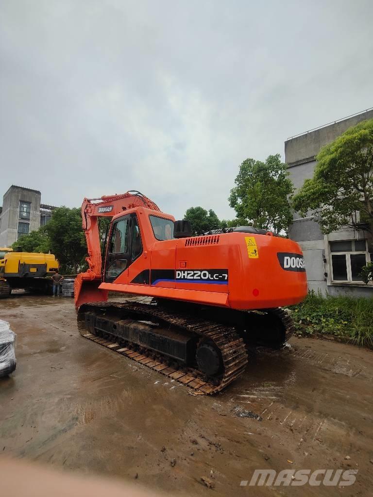 Doosan 220 LC-7 Εκσκαφείς με ερπύστριες