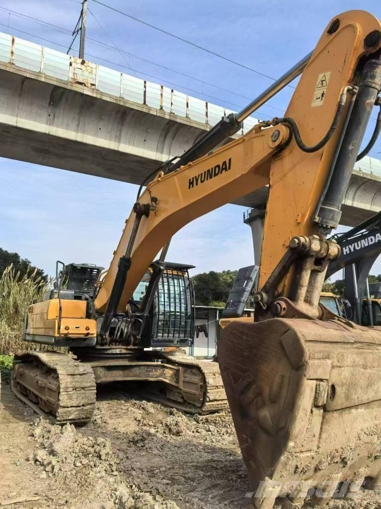 Hyundai 520VS Εκσκαφείς με ερπύστριες