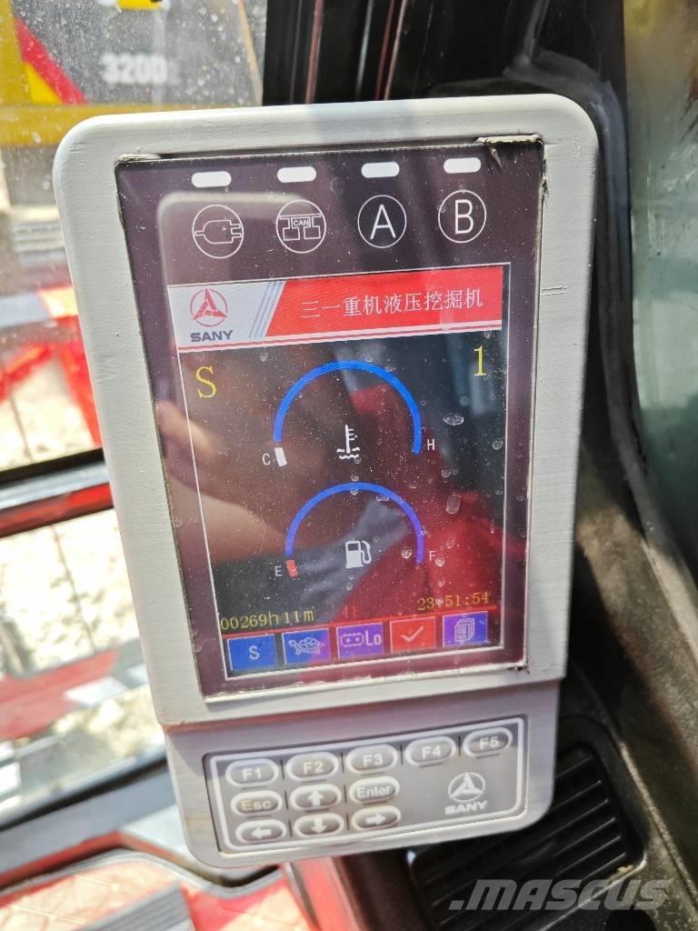 Sany SY 215 C Εκσκαφείς με ερπύστριες