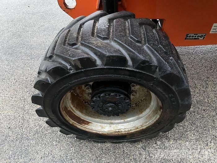 JLG 800AJ Ανυψωτήρες με αρθρωτό βραχίονα