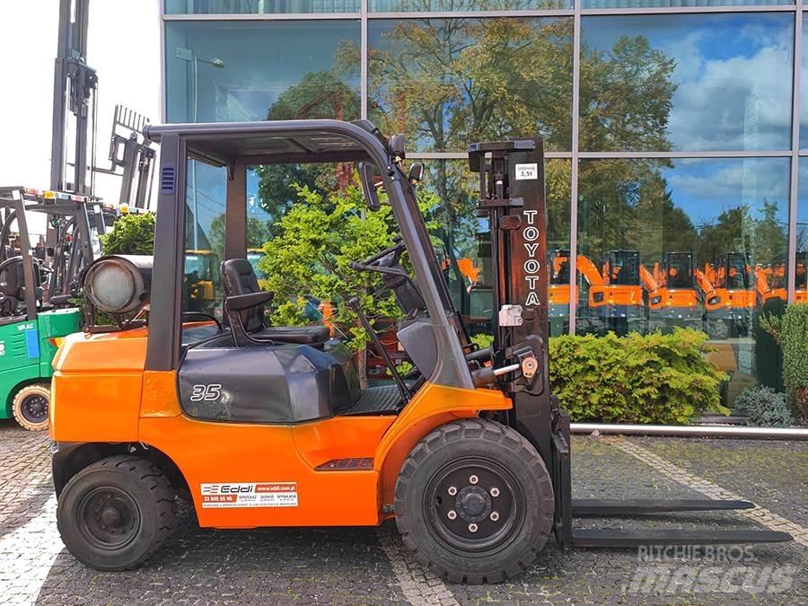 Toyota 7FG35 Περονοφόρα ανυψωτικά κλαρκ με φυσικό αέριο LPG