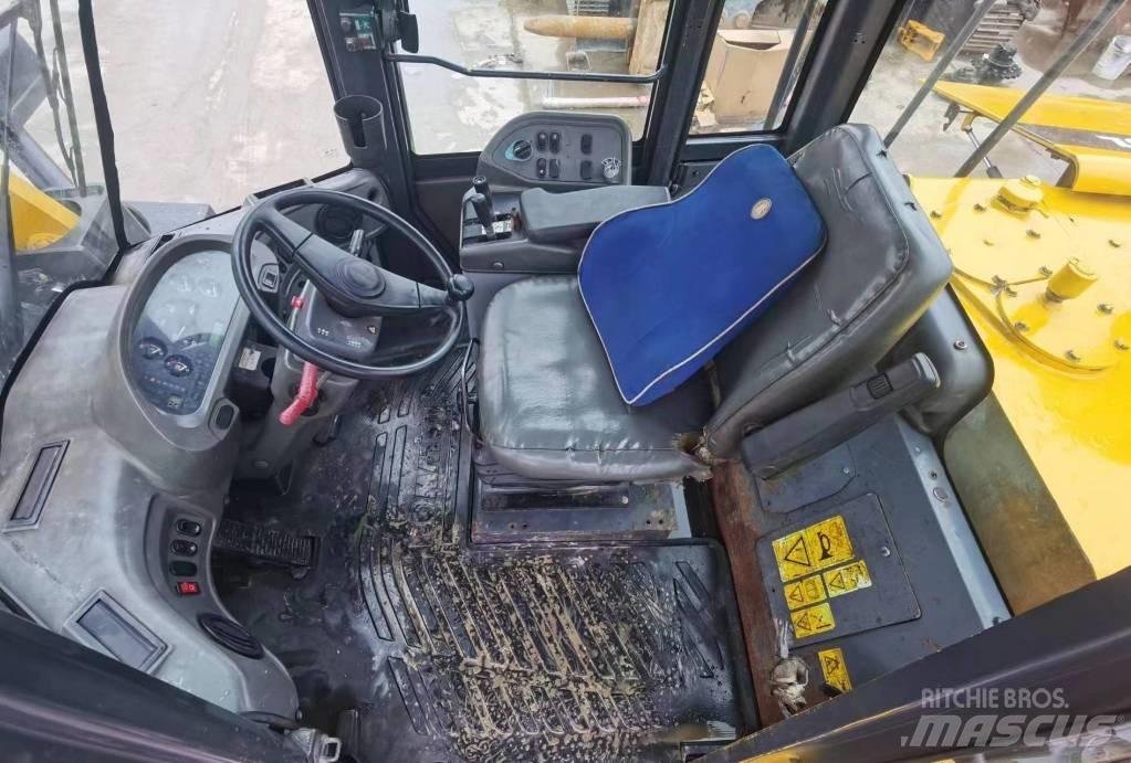 Komatsu WA 380 Φορτωτές με λάστιχα (Τροχοφόροι)