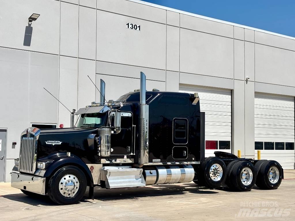 Kenworth W 900 Τράκτορες