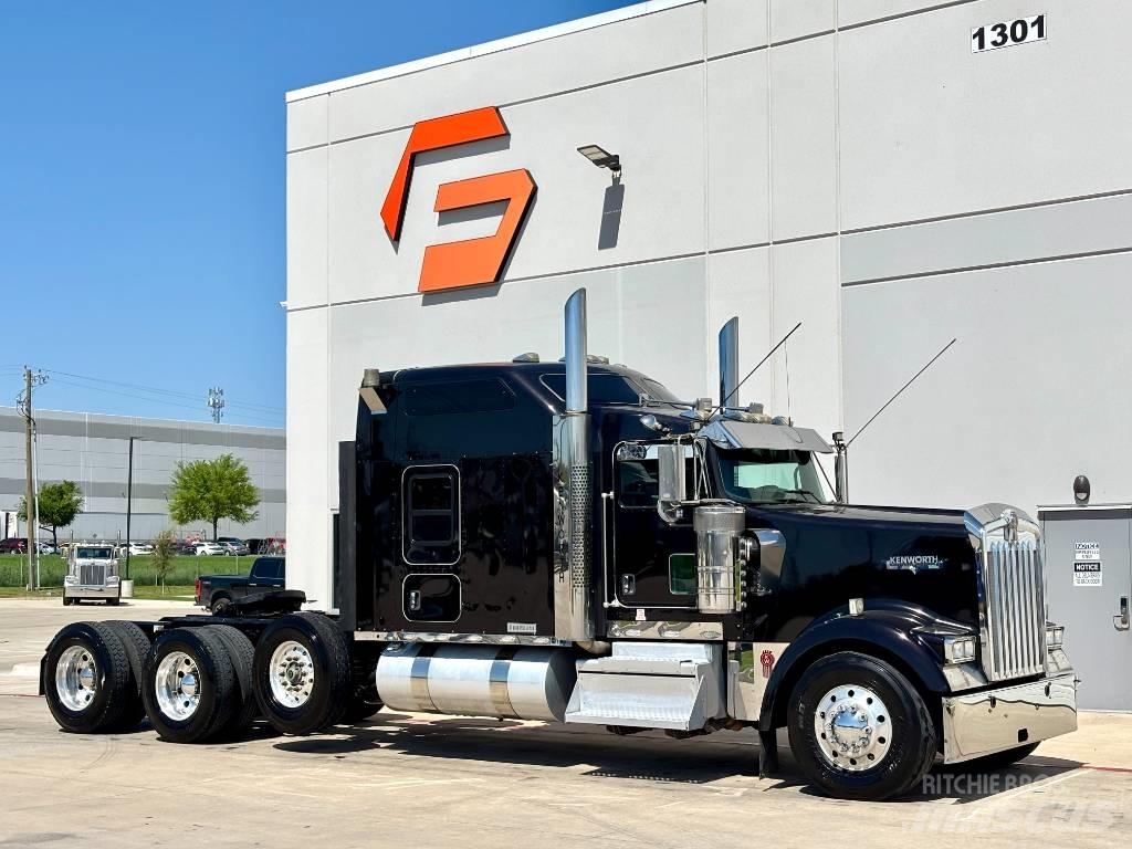 Kenworth W 900 Τράκτορες