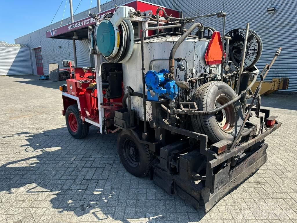 Burtec TSM 1000 L Ψεκαστήρες ασφάλτου