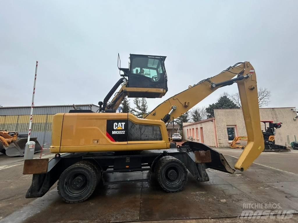 CAT MH3022 Εκσκαφείς με τροχούς - λάστιχα
