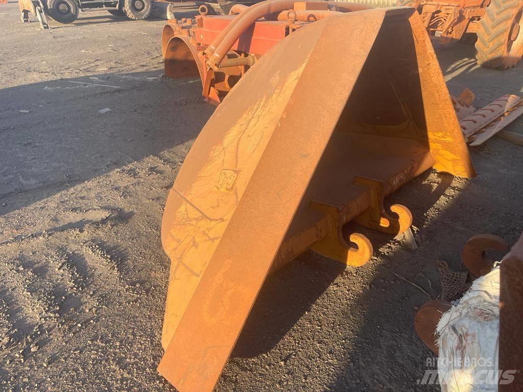 CAT 320 E Εκσκαφείς με ερπύστριες