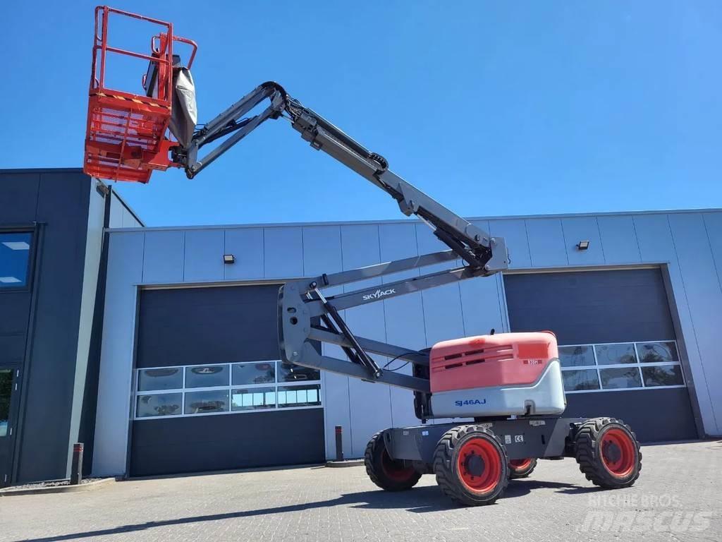 SkyJack SJ 46AJ Ανυψωτήρες με αρθρωτό βραχίονα