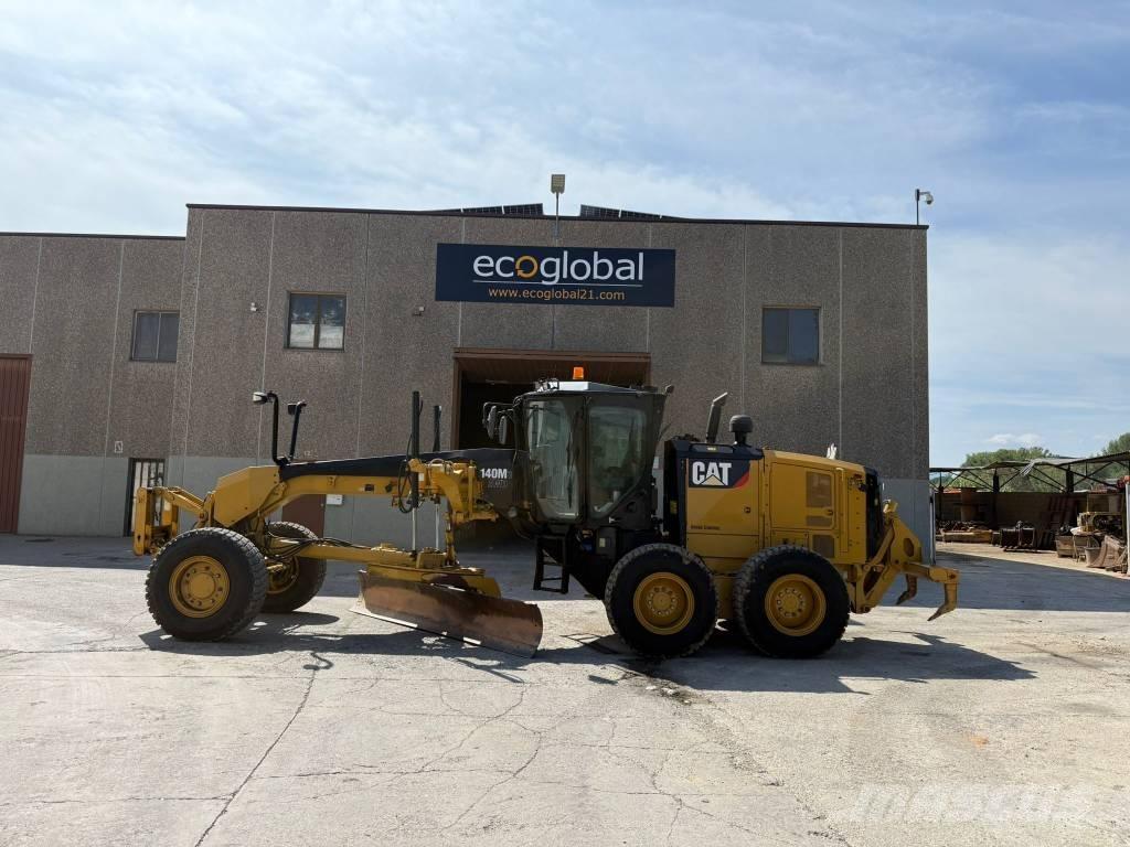 CAT 140 M 3 AWD Γκρέιντερς