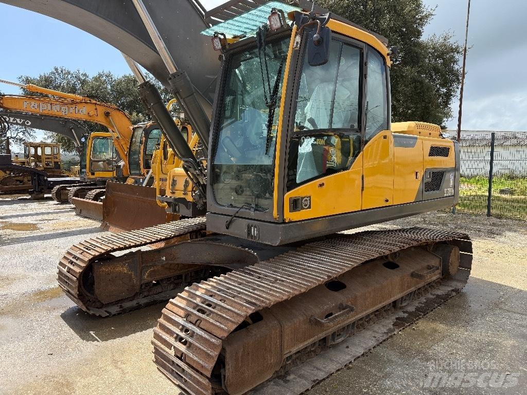 Volvo EC220D Εκσκαφείς με ερπύστριες