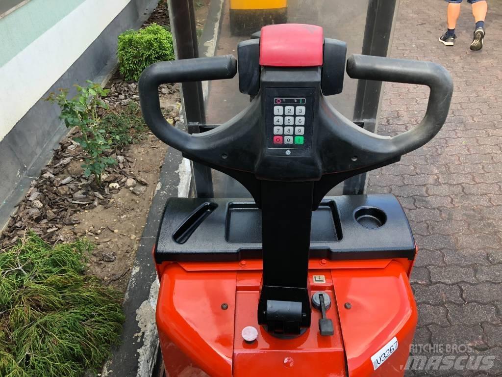 BT S10 V-3267 Χειροκίνητα παλετοφόρα
