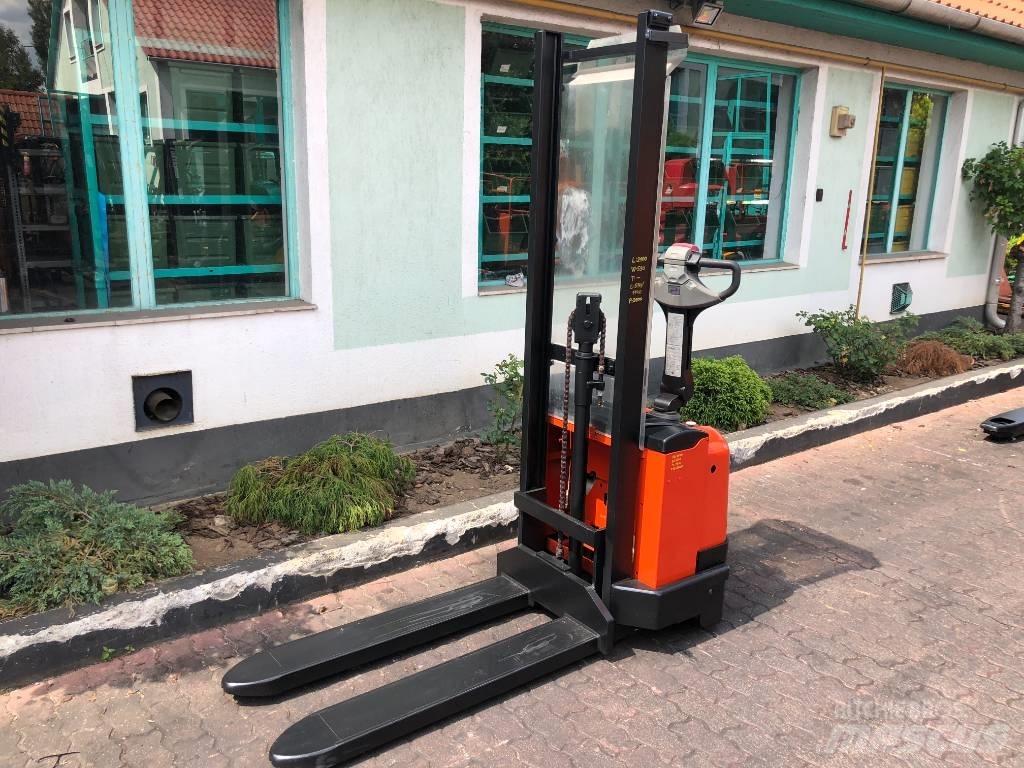 BT S10 V-3267 Χειροκίνητα παλετοφόρα