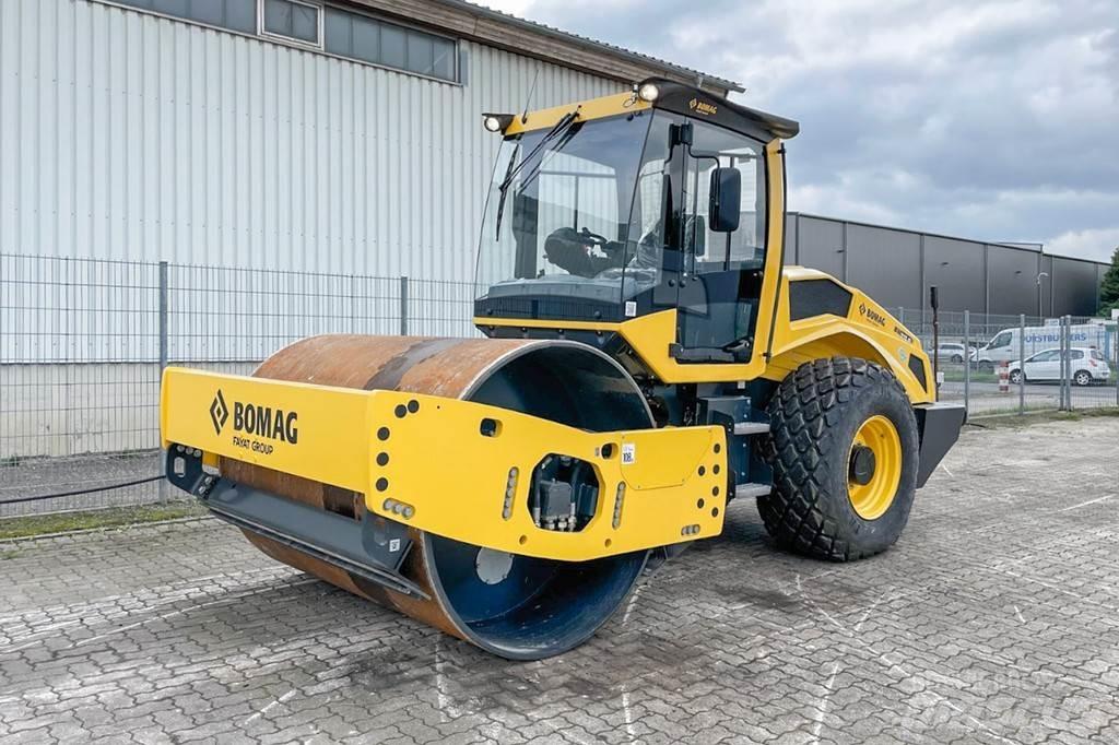 Bomag BW 213 D-5 Οδοστρωτήρες μονού κυλίνδρου