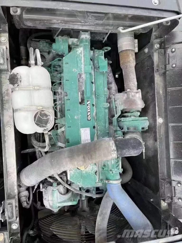 Volvo ec240D Εκσκαφείς με ερπύστριες
