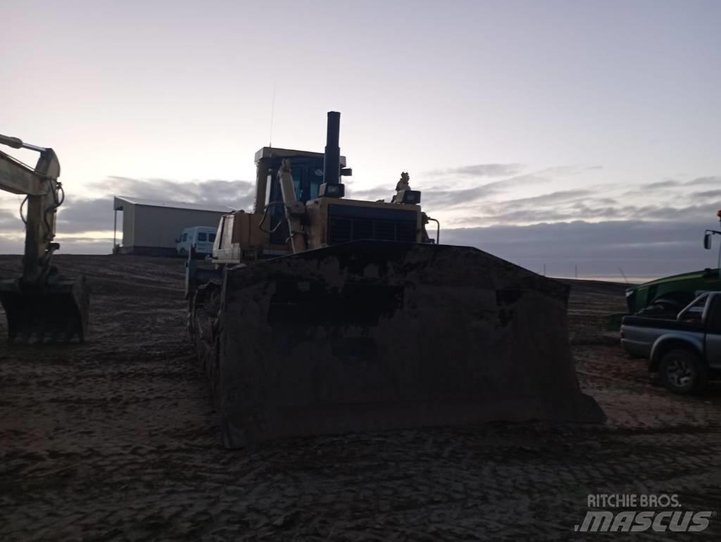 Komatsu D 375 A-2 Μπουλντόζες με ερπύστριες