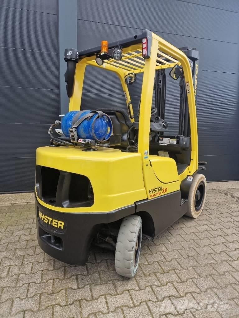 Hyster 3.0 FT Περονοφόρα ανυψωτικά κλαρκ με φυσικό αέριο LPG