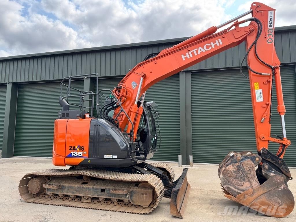 Hitachi ZX 135USBL-6 Εκσκαφείς με ερπύστριες