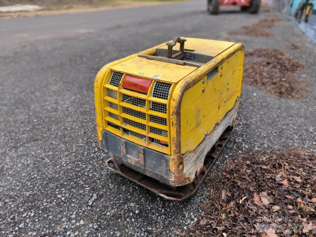 Wacker Neuson DPU 80 Επίπεδοι κόπανοι
