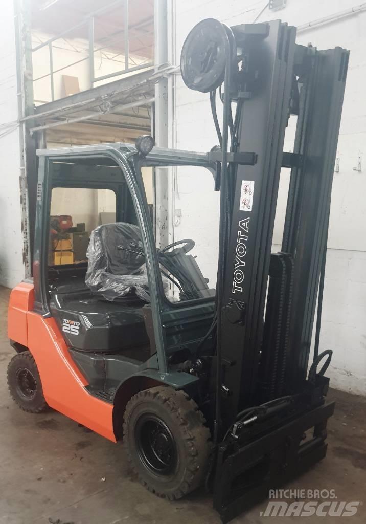 Toyota 52-8 FD 25 Πετρελαιοκίνητα Κλαρκ