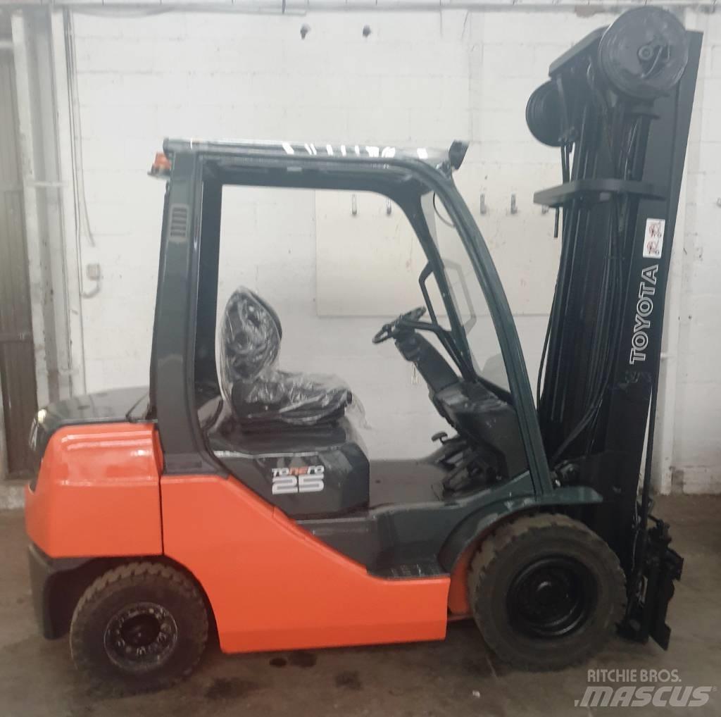 Toyota 52-8 FD 25 Πετρελαιοκίνητα Κλαρκ