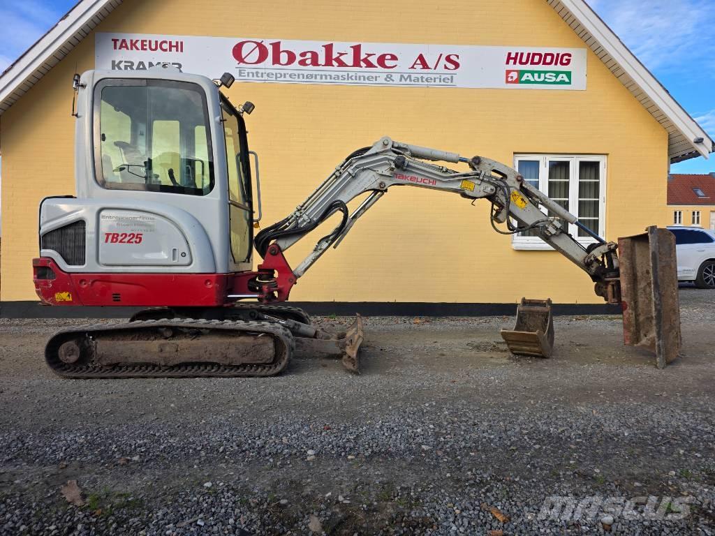 Takeuchi TB 225 Εκσκαφάκι (διαβολάκι) < 7t