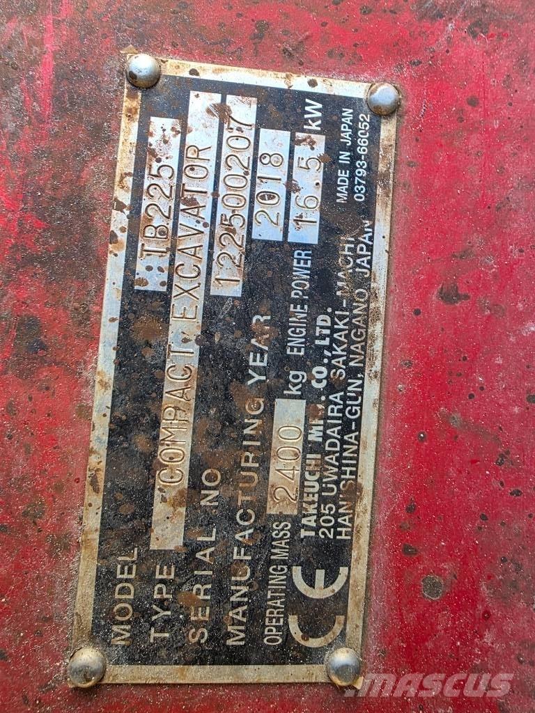 Takeuchi TB 225 Εκσκαφάκι (διαβολάκι) < 7t