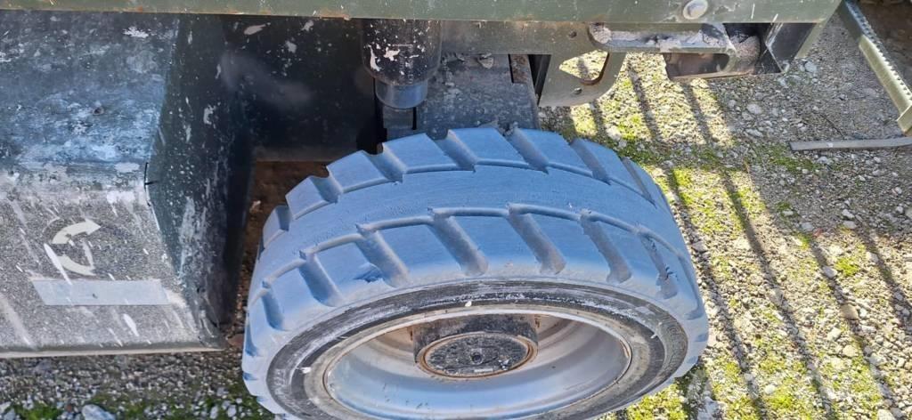 JLG M 3369 Ανυψωτήρες ψαλιδωτής άρθρωσης