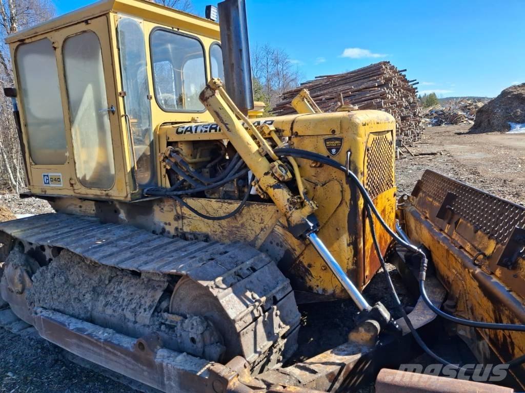 CAT D 4 D Μπουλντόζες με ερπύστριες