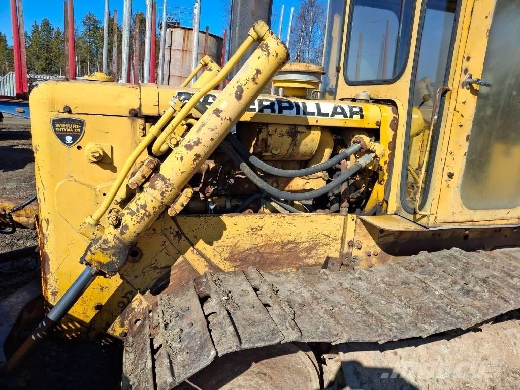 CAT D 4 D Μπουλντόζες με ερπύστριες