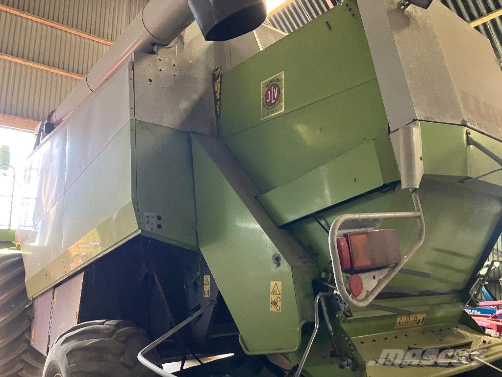 CLAAS Lexion 405 Θεριζοαλωνιστικές μηχανές