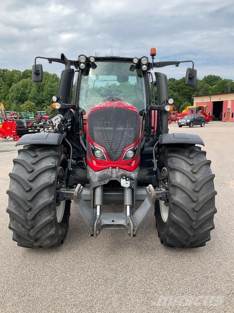 Valtra N174 Versu Τρακτέρ