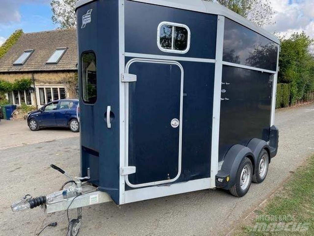 Ifor Williams HB 511 Ρυμούλκες μεταφοράς ζώων