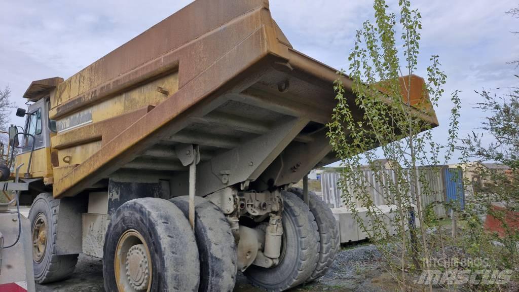 CAT 771D Άκαμπτα Dumper με ανατρεπόμενο κάδο