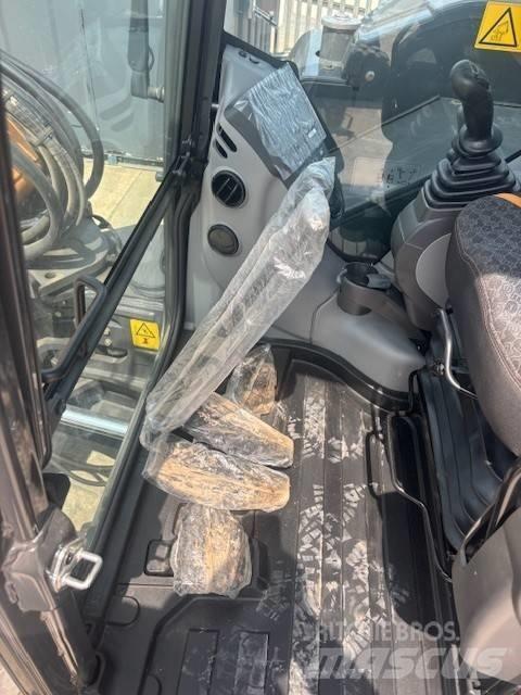 CASE CX 90 D Μίνι εκσκαφείς 7t - 12t