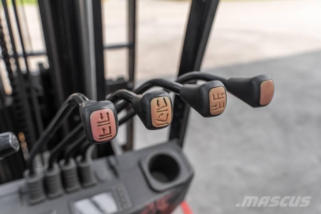 Manitou MI 30 D Πετρελαιοκίνητα Κλαρκ