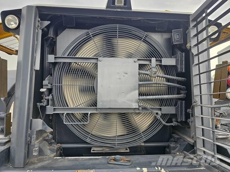 Komatsu WA 470-7 Φορτωτές με λάστιχα (Τροχοφόροι)