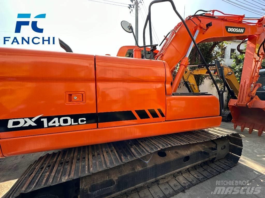 Doosan DX 140 LC Εκσκαφείς με τροχούς - λάστιχα