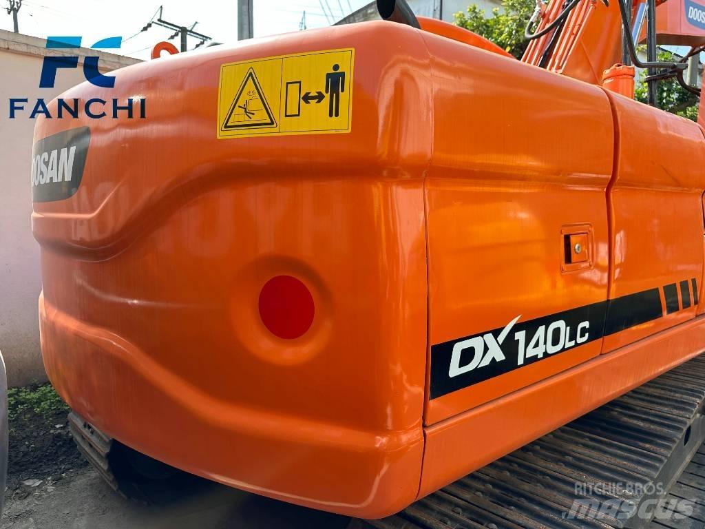 Doosan DX 140 LC Εκσκαφείς με τροχούς - λάστιχα