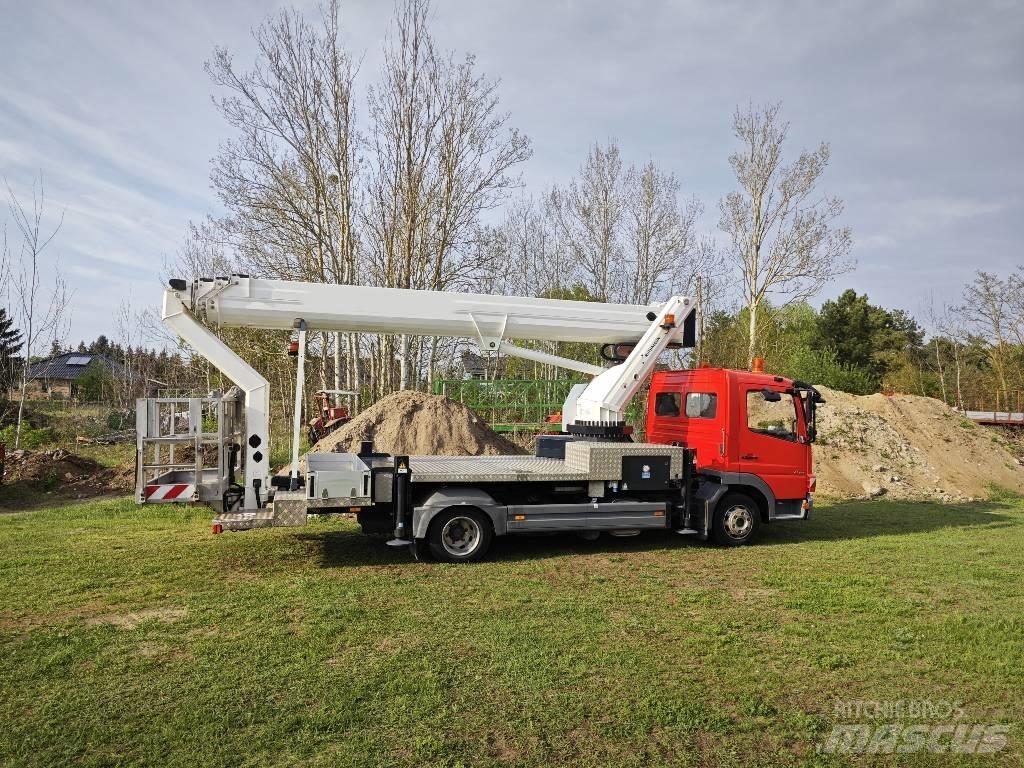 Ruthmann T 330 Εναέριες πλατφόρμες τοποθετημένες σε φορτηγό